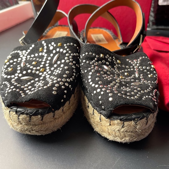 Inbox! Authentic VALENTINO GARAVANI studded butterfly suede espadrilles 9 - Picture 8 of 17